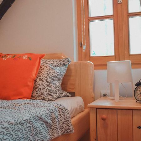 Sobe Na Vinskoj Cesti Zmajevac Apartamento Exterior foto