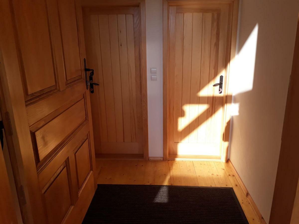 Sobe Na Vinskoj Cesti Zmajevac Apartamento Exterior foto
