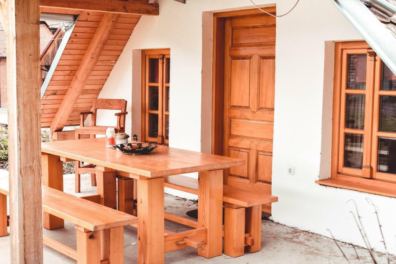 Sobe Na Vinskoj Cesti Zmajevac Apartamento Exterior foto